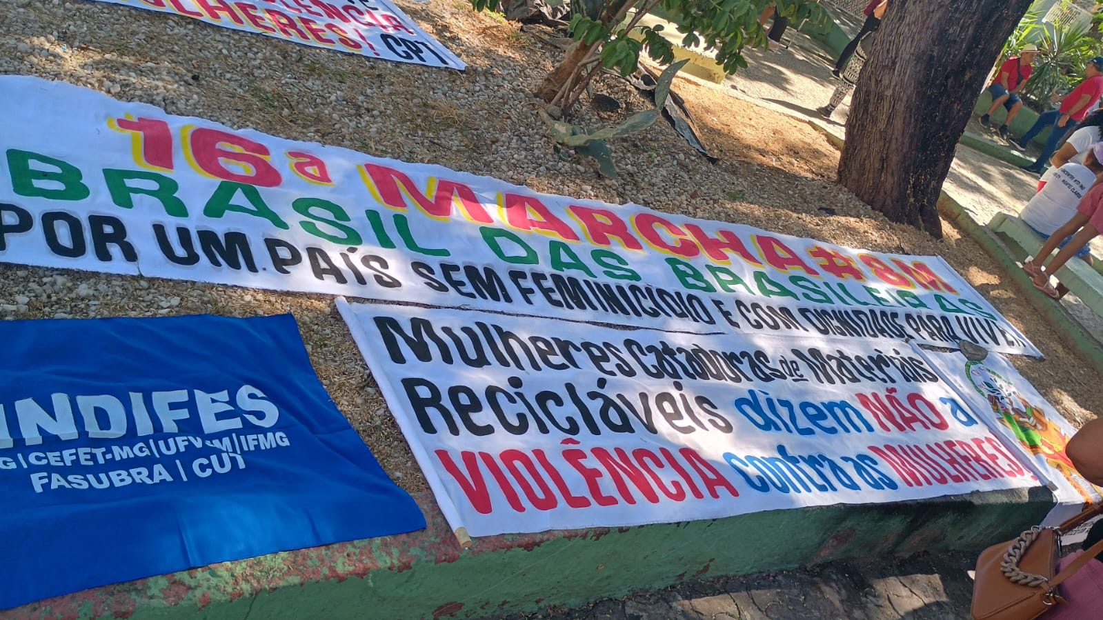 Em Montes Claros, SINDIFES participa de ato no Dia Internacional das Mulheres 1