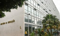 FASUBRA protocola pedido de reunião com novo ministro da Educação 3 FASUBRA protocola pedido de reunião com novo ministro da Educação 3