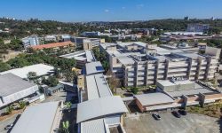 UFMG propõe protocolo de biossegurança, adequação de espaços e monitoramento da covid-19 1 UFMG