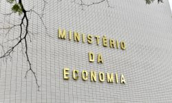 Governo Federal publica IN 109/2020 ordenando trabalhadores da saúde e vigilância a retornarem às atividades presenciais 2 Governo Federal publica IN 109/2020 ordenando trabalhadores da saúde e vigilância a retornarem às atividades presenciais 2