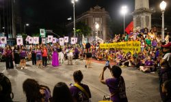 Mulheres tomam as ruas de Belo Horizonte para exigir o fim da violência de genêro e igualdade 2