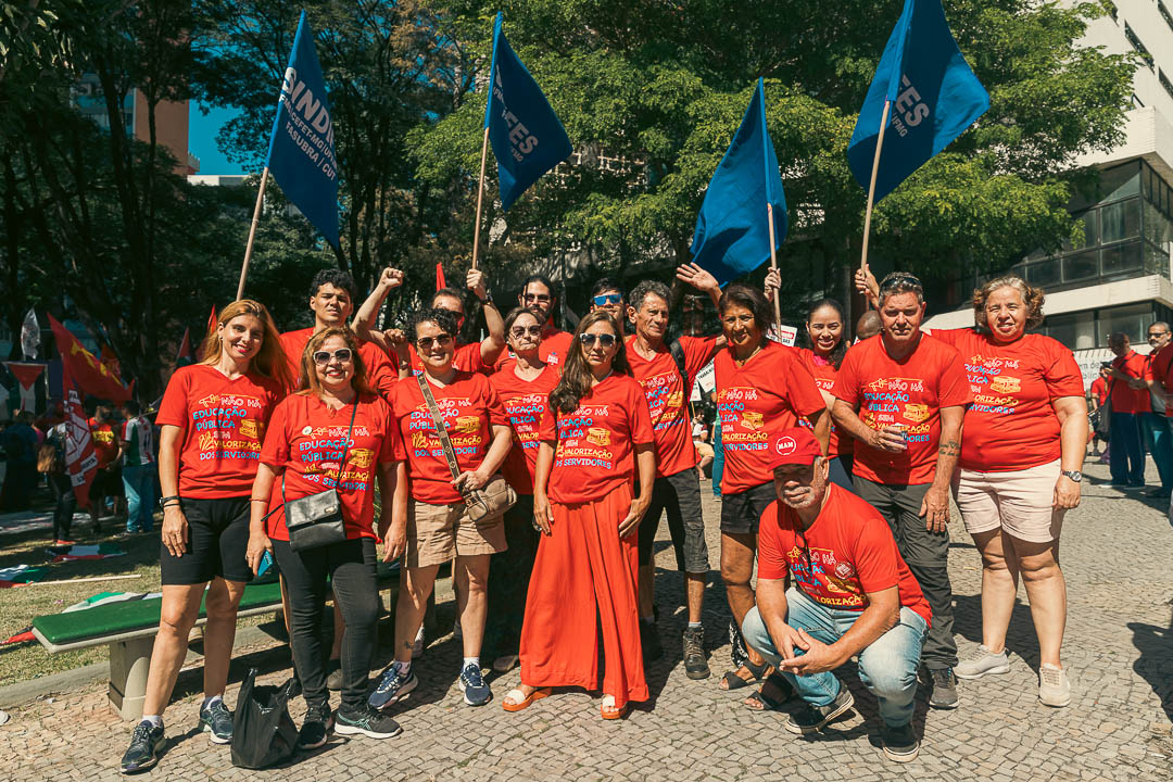 Técnico-Administrativos em Educação ocupam as ruas de BH no Dia da Trabalhadora e do Trabalhador 1