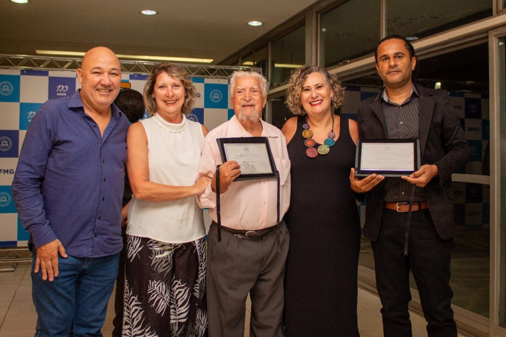 IRANY CAMPOS E ELZA PEREIRA, TAE DA UFMG, SÃO HOMENAGEADOS POR SUA LUTA CONTRA A DITADURA PELO CONSELHO UNIVERSITÁRIO 1 IRANY CAMPOS E ELZA PEREIRA, TAE DA UFMG, SÃO HOMENAGEADOS POR SUA LUTA CONTRA A DITADURA PELO CONSELHO UNIVERSITÁRIO 1