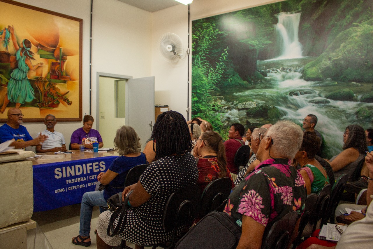 GT-APOSENTADOS REALIZA REUNIÃO NA TARDE DESTA QUARTA, 02/10, PARA APRESENTAR AGENDA CULTURAL E SANAR DÚVIDAS SOBRE A NOVA TABELA DO PCCTAE. 1