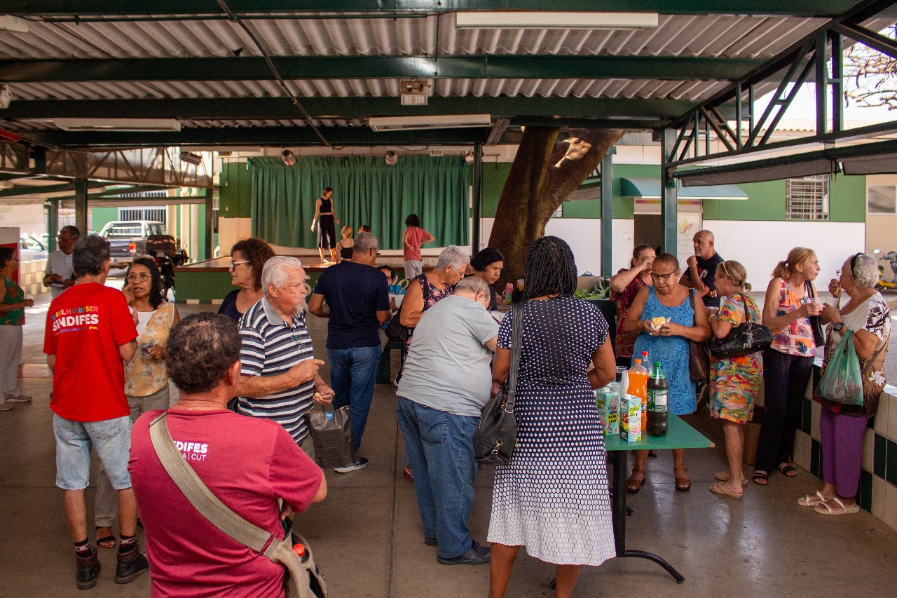 GT-APOSENTADOS REALIZA REUNIÃO NA TARDE DESTA QUARTA, 02/10, PARA APRESENTAR AGENDA CULTURAL E SANAR DÚVIDAS SOBRE A NOVA TABELA DO PCCTAE. 5